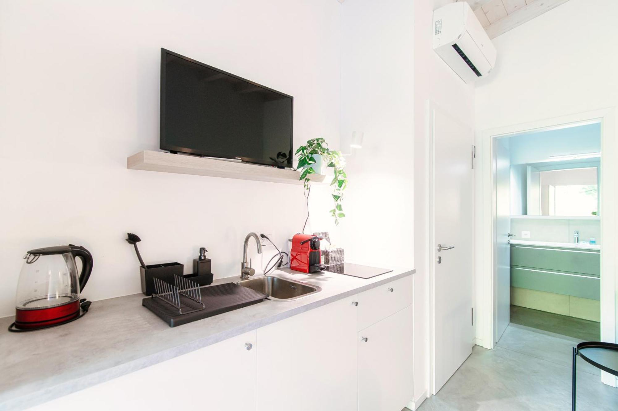 Le Betulle Studios By Quokka 360 - Studio Apartments By The Origlio Lake Exteriör bild